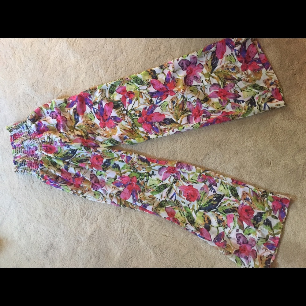 Flowy flower pants